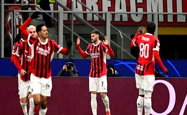 集结日AC米兰止住颓势：欧冠节点到来，气氛紧张，轮换策略成焦点的简单介绍