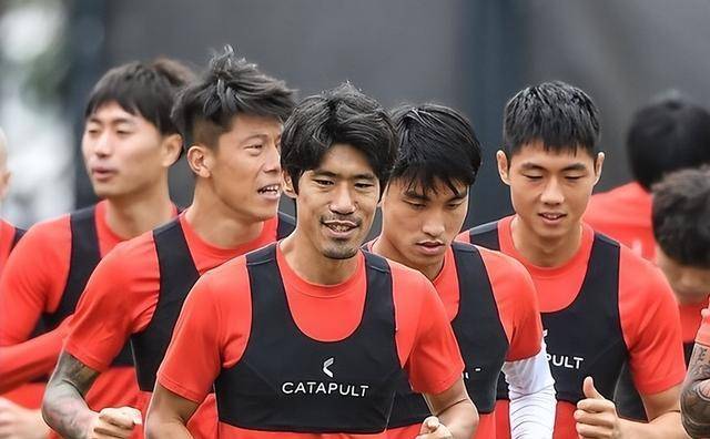 包含浙江队发布备战花絮，今晚绝杀压哨，亚冠任务艰巨，心理建设被强调的词条