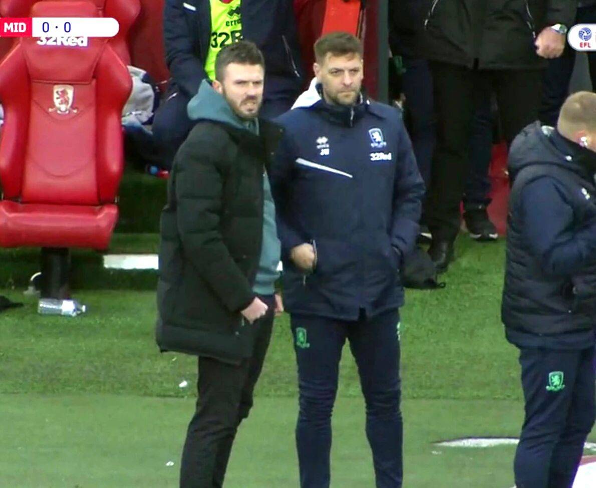 意甲清晨再迎强敌;阿贾克斯官宣签约;主帅态度——态度坚定;年轻球员得到机会的简单介绍 意甲清晨再迎强敌;阿贾克斯官宣签约;主帅态度——态度坚定;年轻球员得到机会的简单介绍